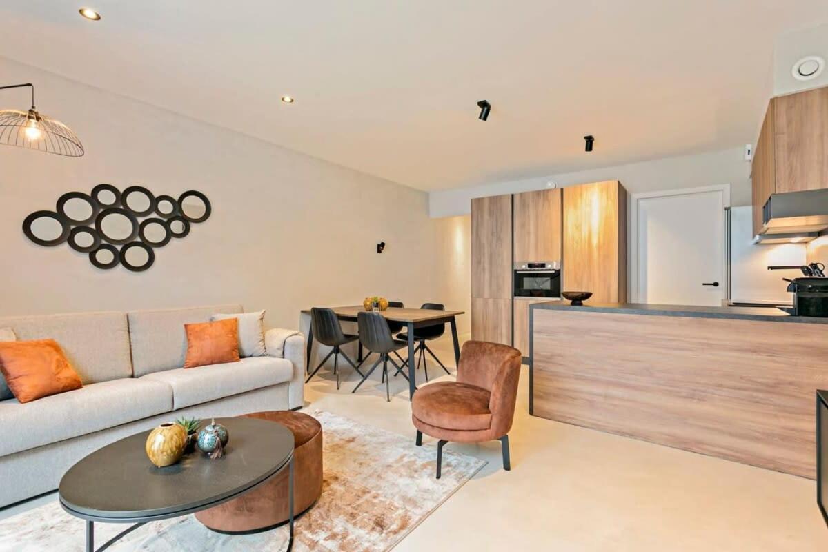 Huswell - Unique Apartment In The City-Center Of Knokke Exterior foto